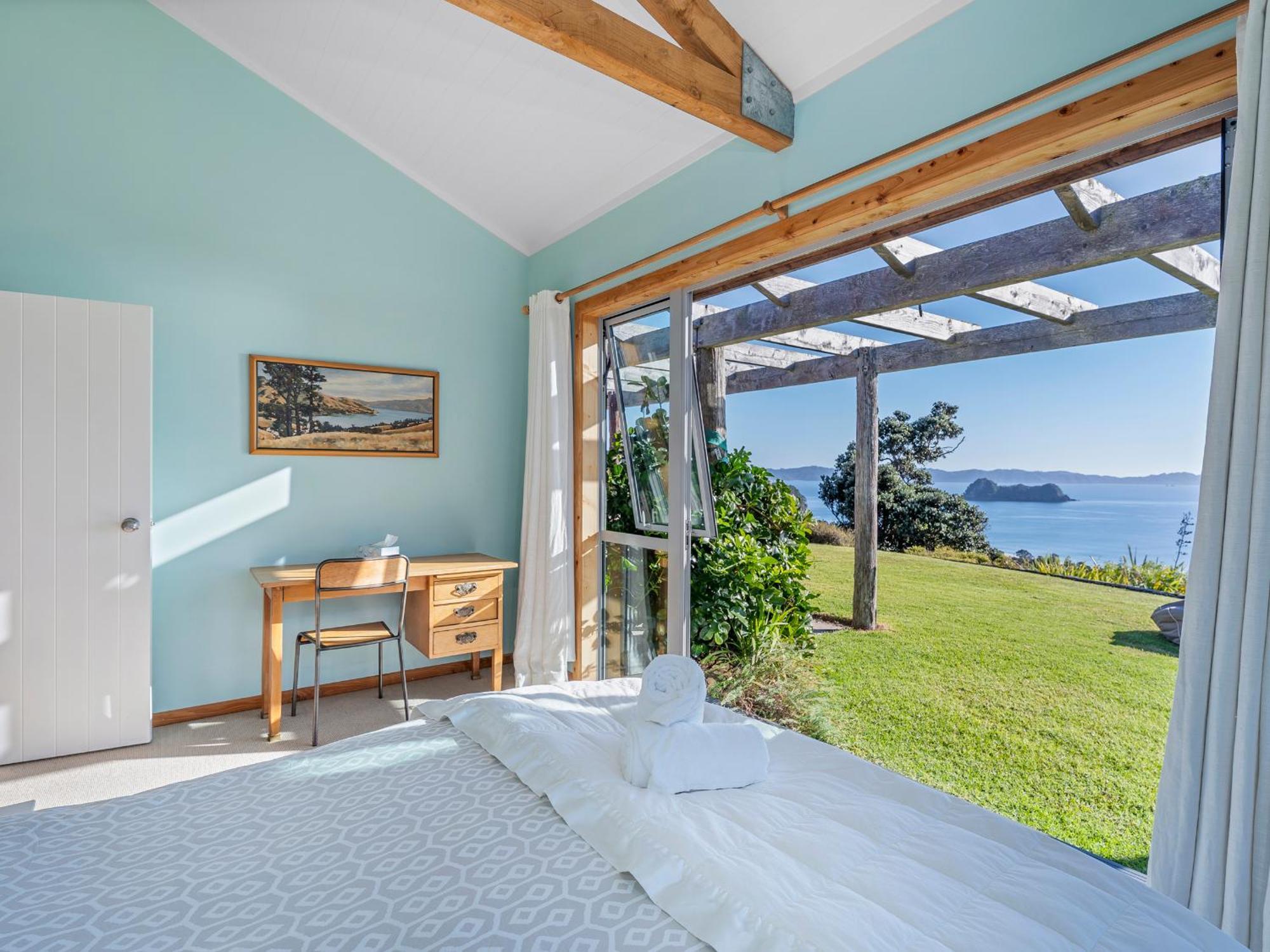 The Grandstand - Hahei Holiday Home Экстерьер фото