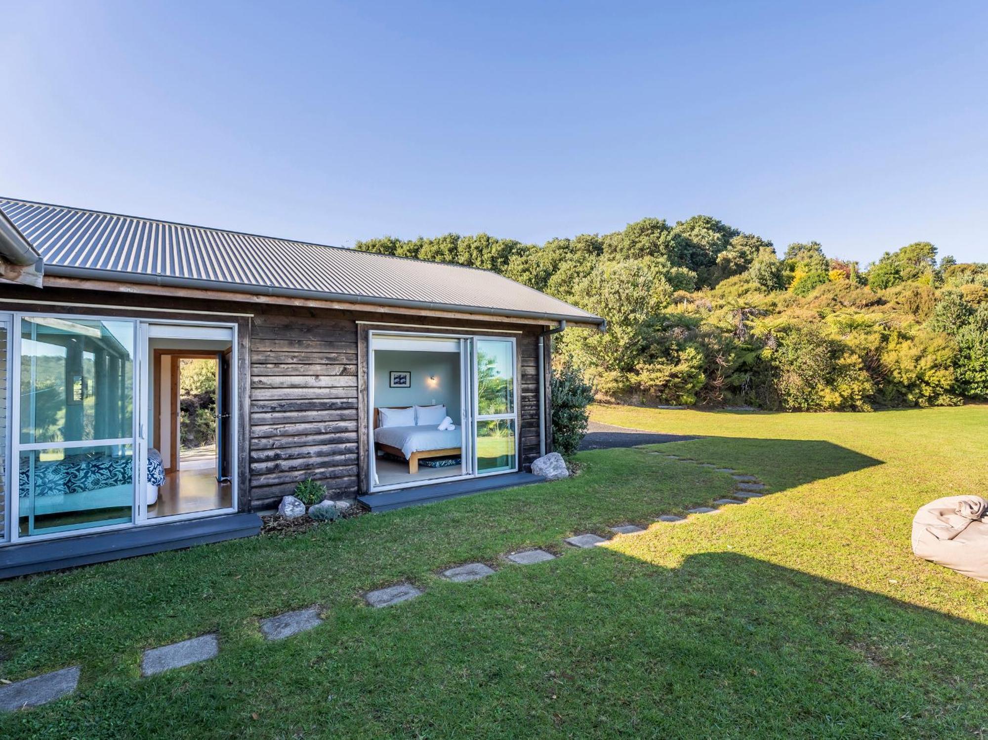 The Grandstand - Hahei Holiday Home Экстерьер фото
